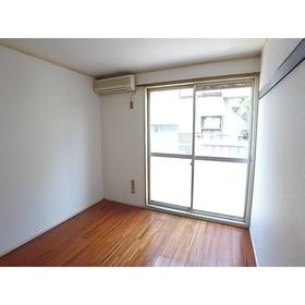 地下鉄名港線/築地口駅 歩4分