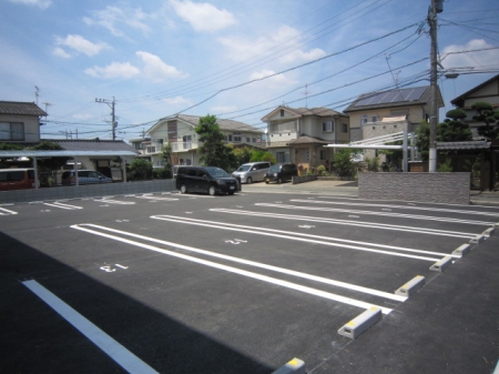 【熊本市南区上ノ郷のアパートの駐車場】