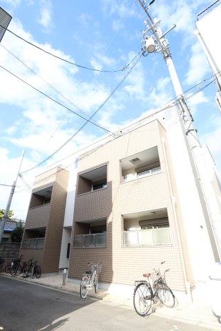 大阪市城東区今福南のアパートの建物外観