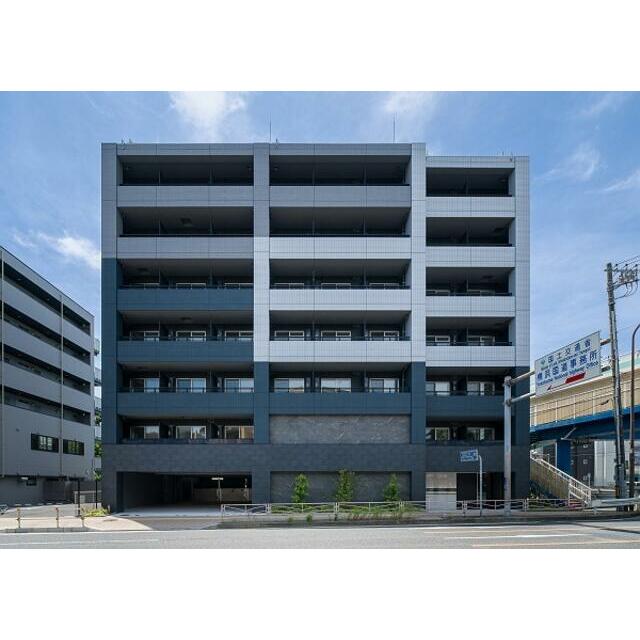 ガーラ・ステーション横浜三ツ沢の建物外観