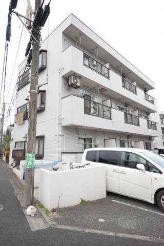 【川崎市川崎区中瀬のマンションの建物外観】