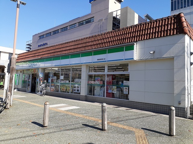 【セジュール新町Bのコンビニ】