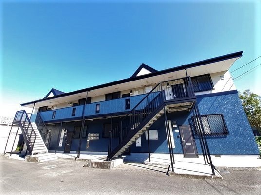 香川県三豊市高瀬町新名（アパート）の賃貸物件の外観