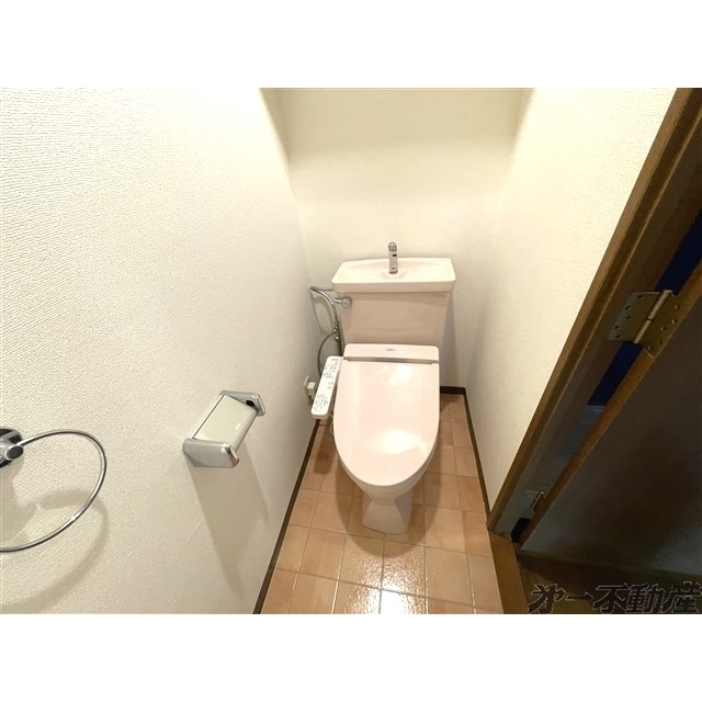 トイレ　トイレ