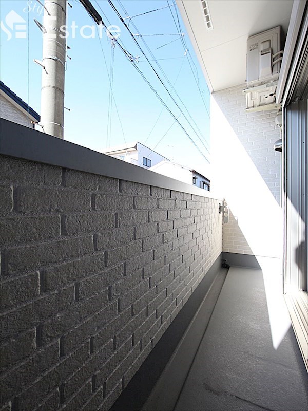 バルコニー　バルコニー