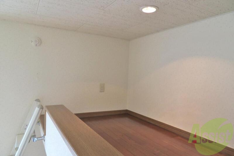 その他部屋・スペース　こちらのロフトは寝室としても丁度いい感じのスペースですね