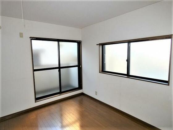 その他部屋・スペース　２階　洋室　２面採光