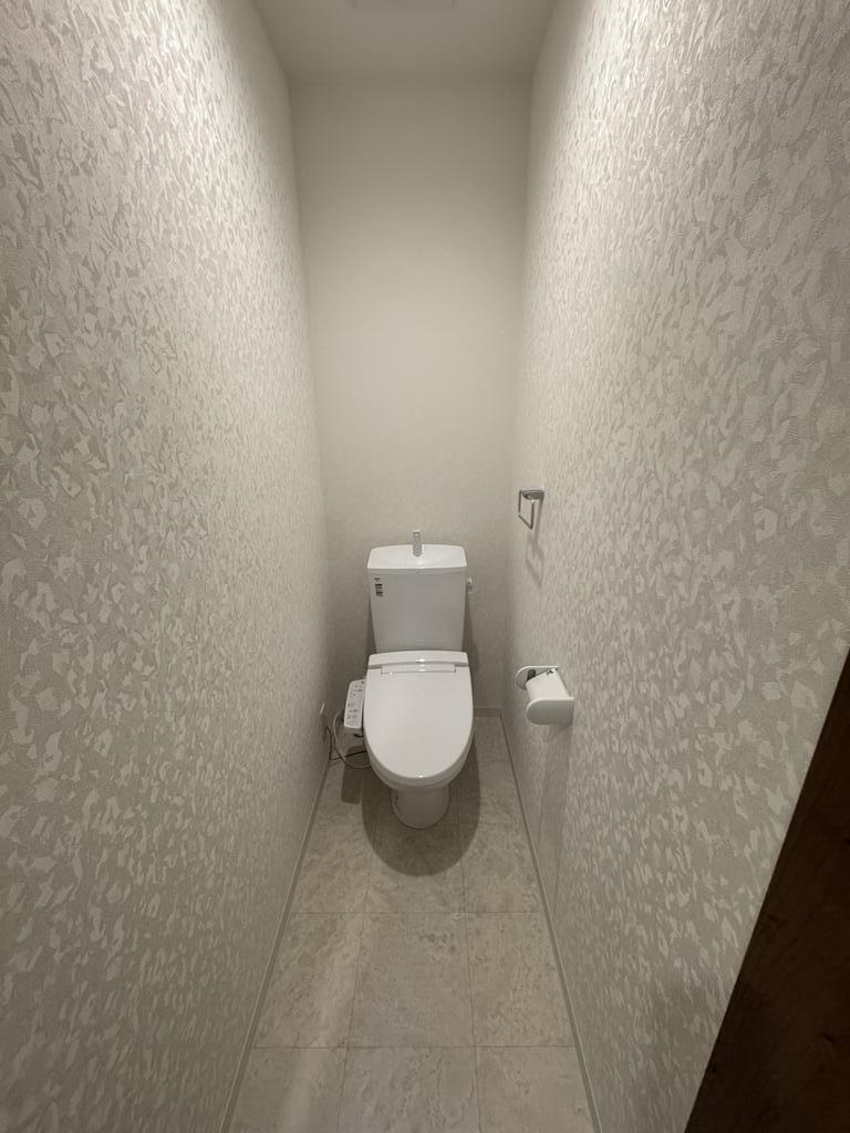 トイレ　ウォシュレット完備