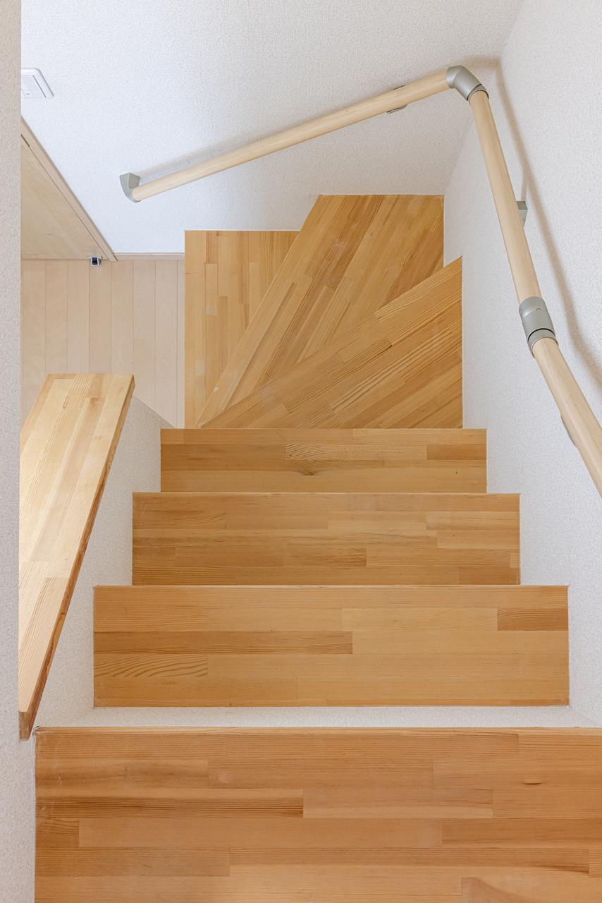 その他設備　ロフト階段