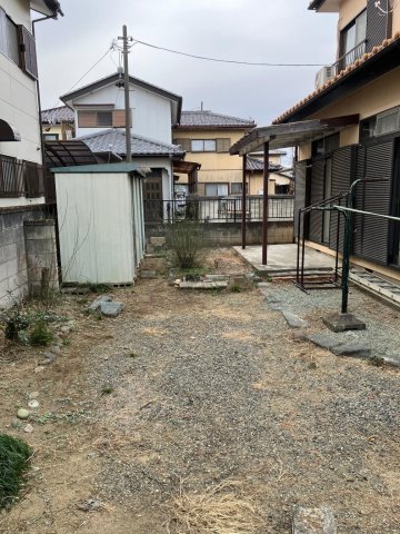 庭　広々とした庭でガーデニングや夏にはBBQも出来ます！