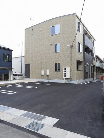 駐車場　駐車場に車を止められます