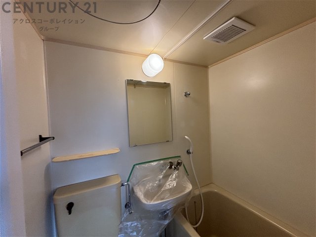 洗面設備　浴室内に洗面台がついてます♪