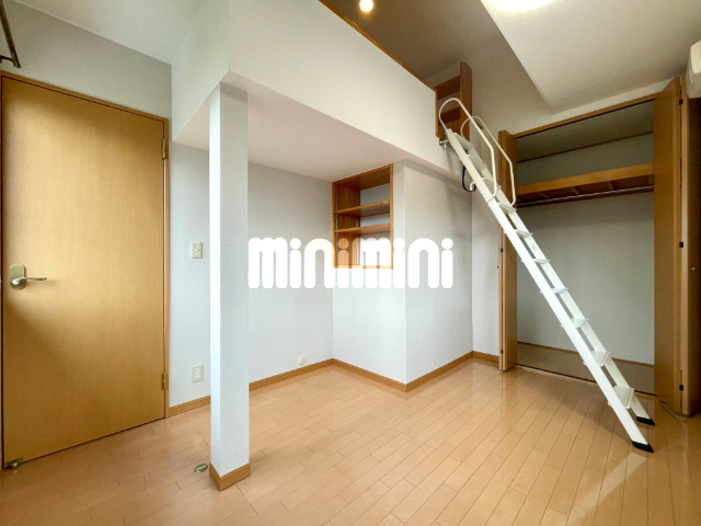 その他　ロフトとクローゼットがあって収納力があります。