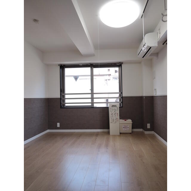 居室・リビング　洋室