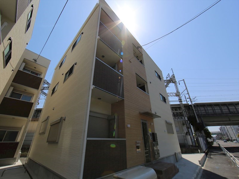 建物外観　外観　オートロック付　宅配ＢＯＸ有り　デザイナーズ