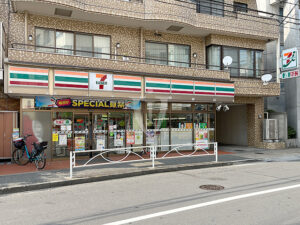 コンビニ　セブンイレブン清水池店（コンビニ）まで82m