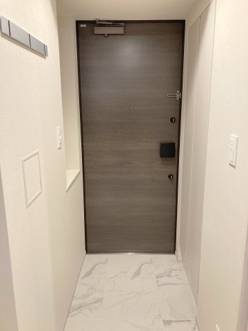 玄関　ザ・パークハビオ荏原中延駅前