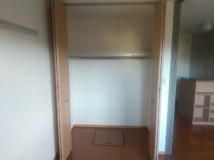 収納　※別号室の写真です