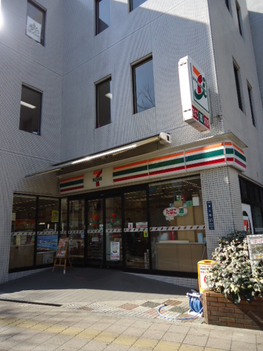 コンビニ　セブンイレブン　門真古川橋店（コンビニ）まで200m