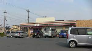 コンビニ　セブンイレブン滋賀新旭店（コンビニ）まで741m