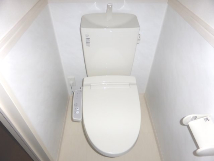 トイレ　同物件別部屋