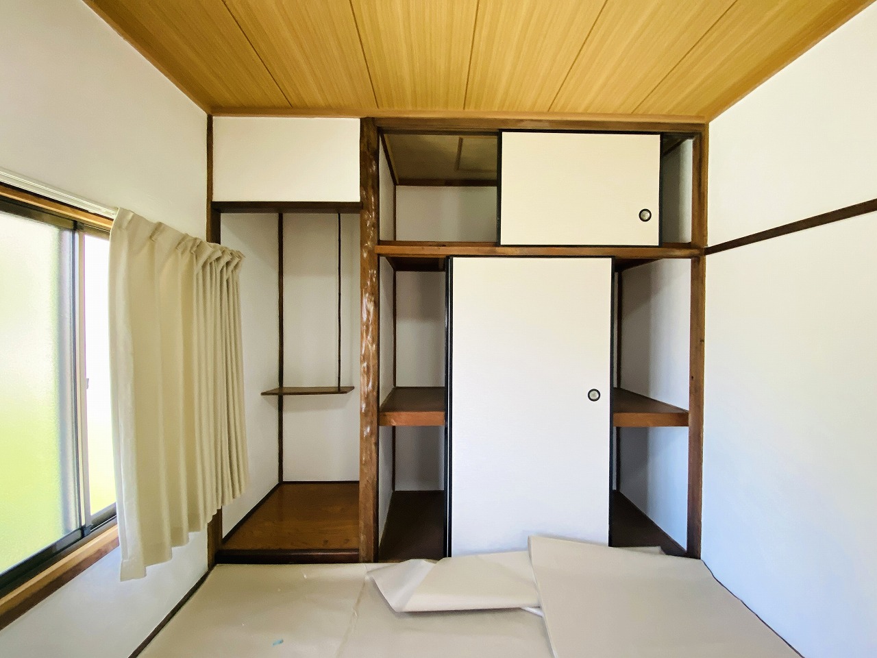 収納　お布団や衣類もたっぷり収納できる押入れです！