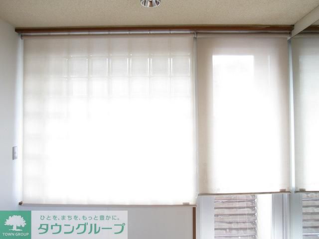 その他部屋・スペース　★ロールスクリーン付きです★