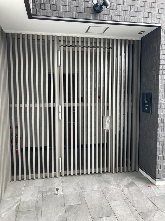 京王井の頭線 下北沢駅 徒歩7分 築3年