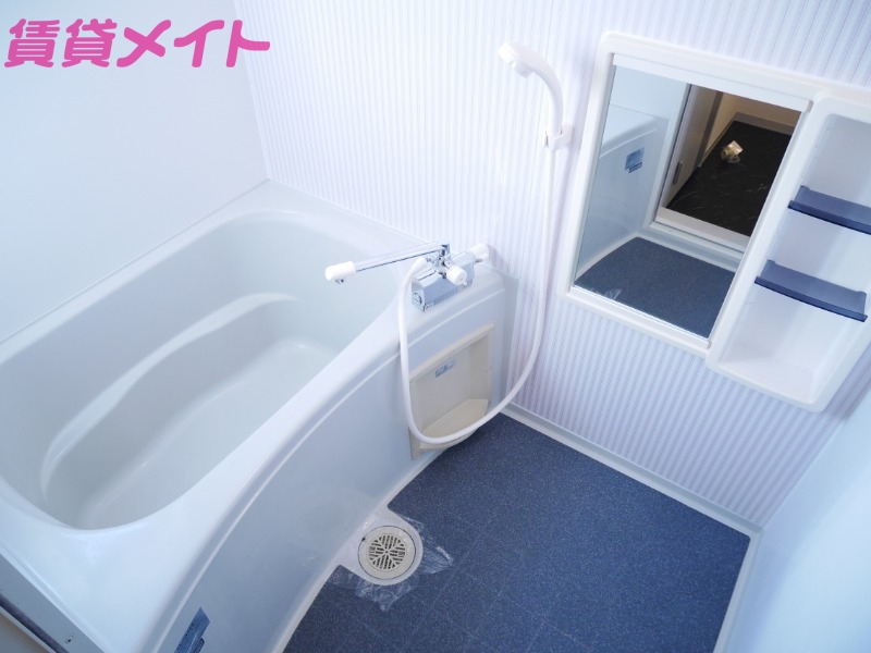 カンティークの風呂写真