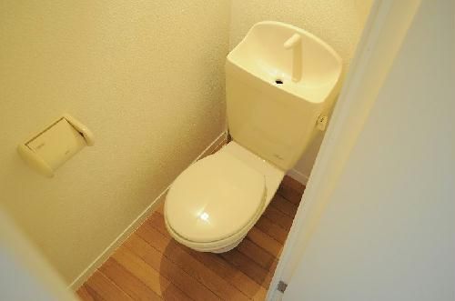 【静岡市清水区八木間町のアパートのトイレ】