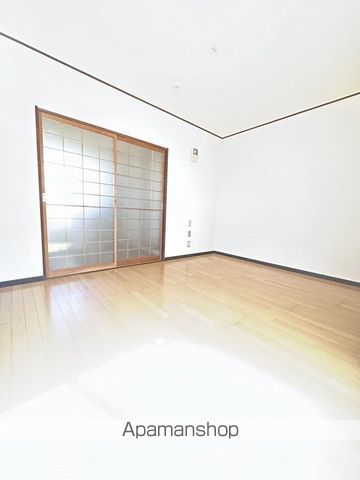 ＪＲ日豊本線 重富駅 徒歩3分 2階建 築37年の内装写真