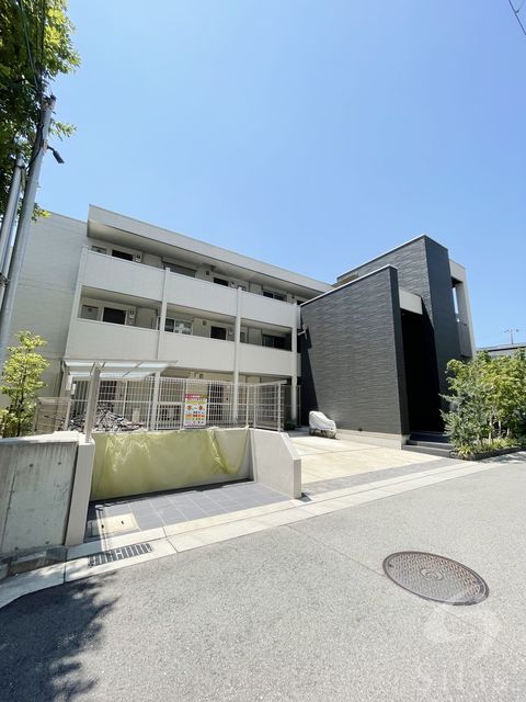 神戸市東灘区鴨子ケ原のアパートの建物外観