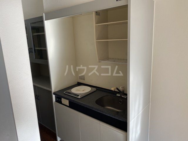 【名古屋市名東区藤森西町のマンションのキッチン】