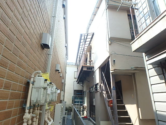 東京都北区志茂２（アパート）の賃貸物件の外観