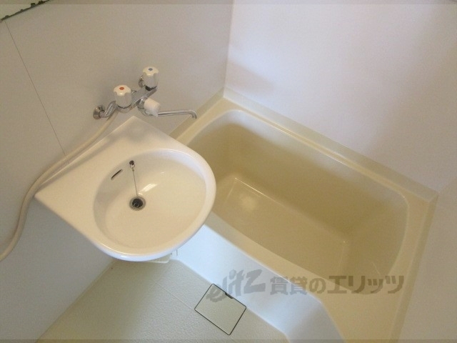 バス・シャワールーム　換気扇