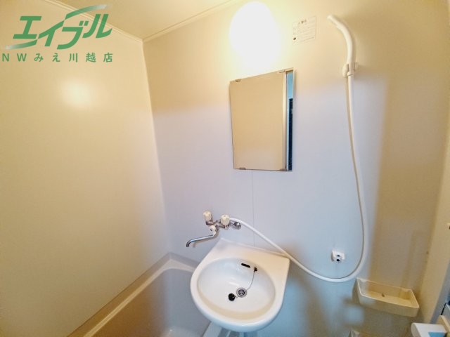 洗面設備　同物件別室の画像です