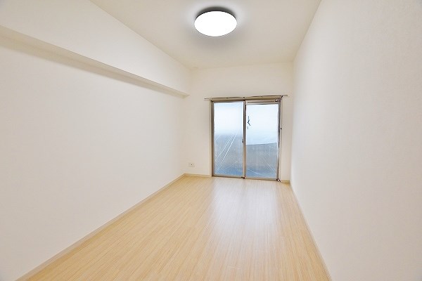 居室・リビング　★洋室8.57帖★