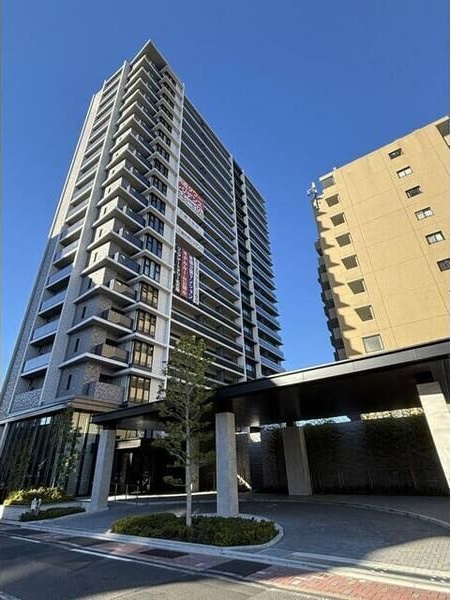 【名古屋市中村区則武本通のマンションの建物外観】