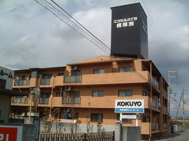 姫路市飾磨区加茂東のマンションの建物外観