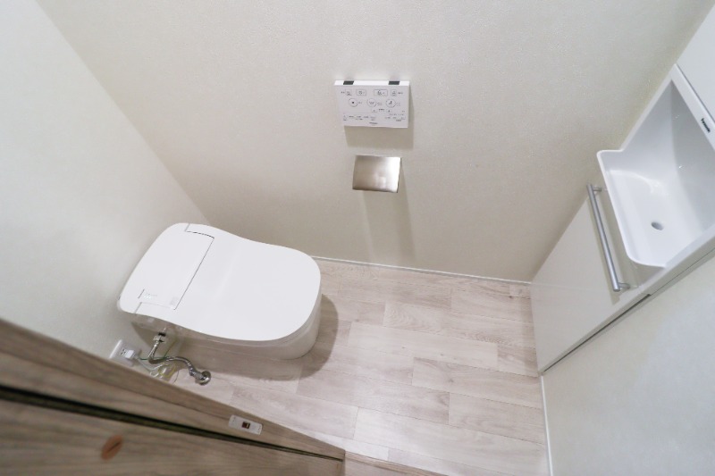 トイレ　図面と現状に相違がある場合には現状を優先