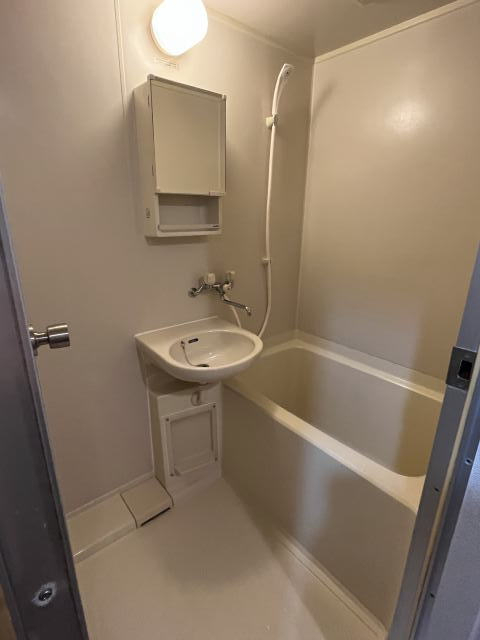 バス・シャワールーム　同仕様