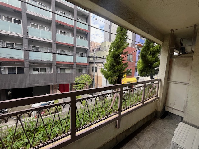 バルコニー　バルコニーあり