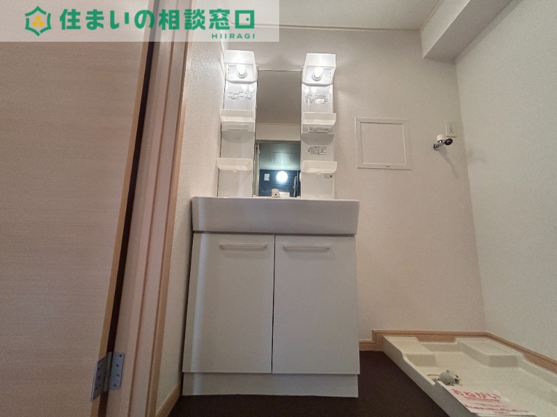 洗面設備　同型