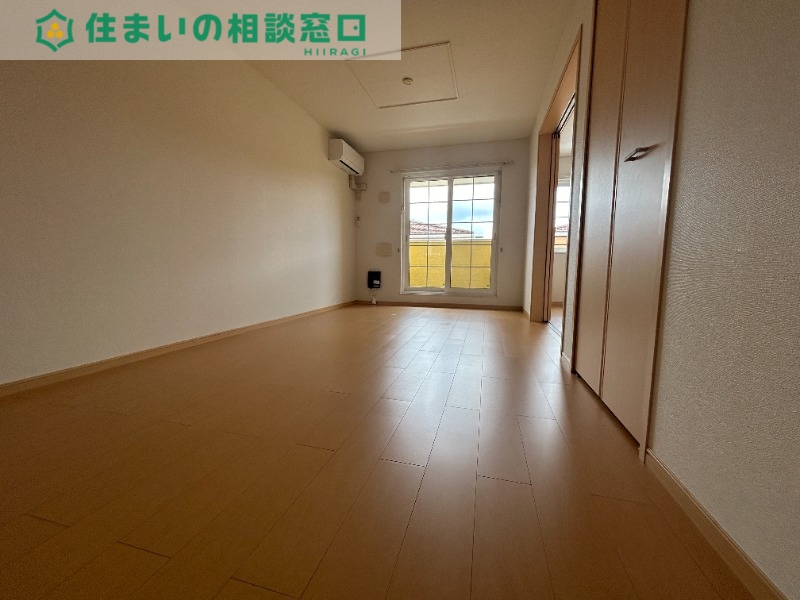 居室・リビング　同型