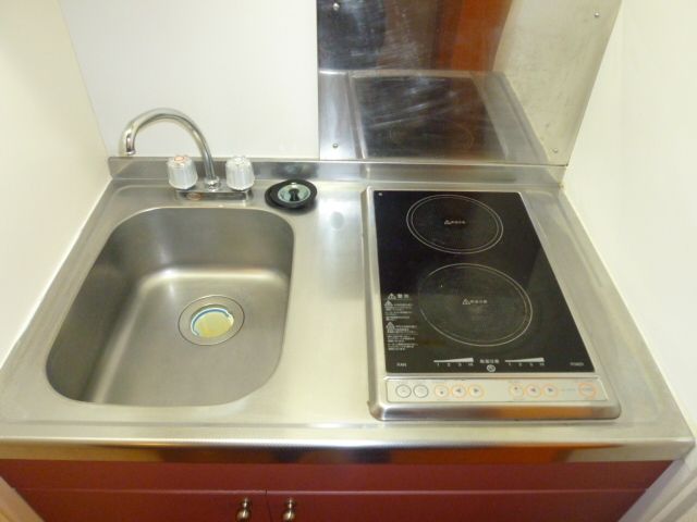 キッチン　2口電気コンロ