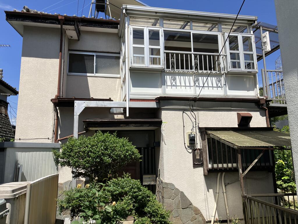 厚川貸家