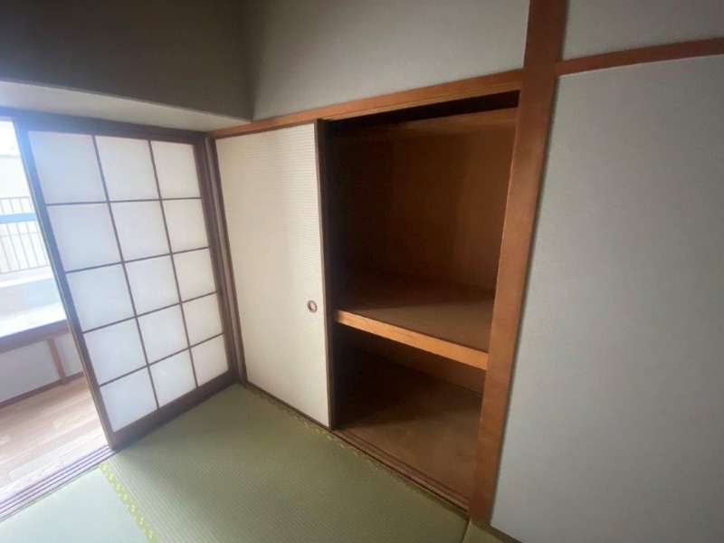 収納　布団も収納できる押入れ