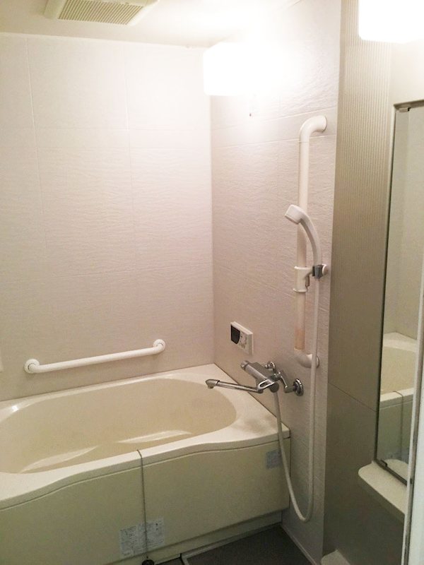 バス・シャワールーム