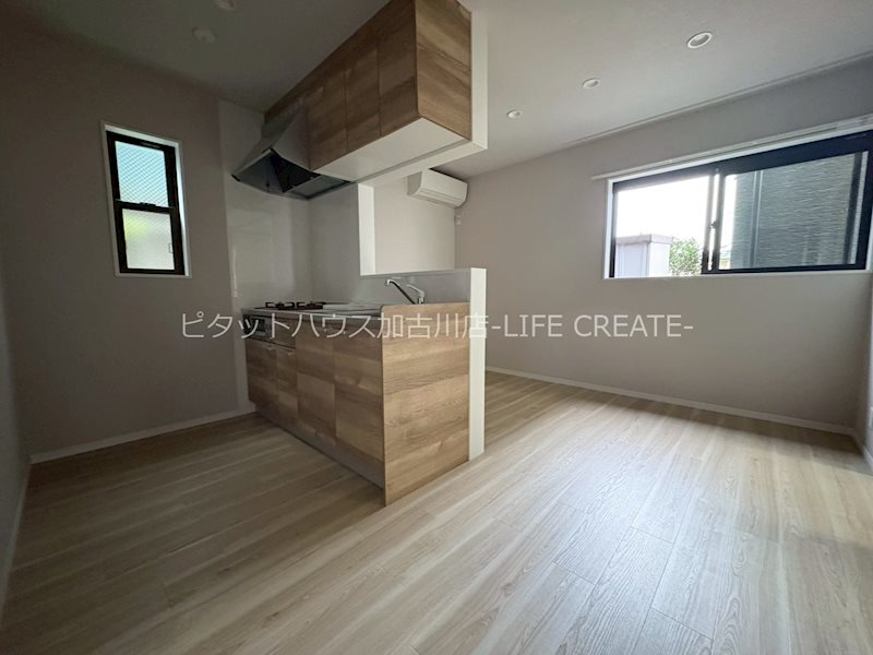 居室・リビング　写真は102