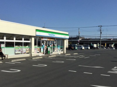 コンビニ　ファミリーマート 富士宮淀師店（コンビニ）まで951m